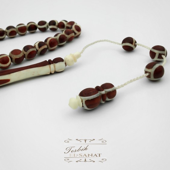 Deve Kemiği ve Kuka Ağacı Küre Kesim Efe Boy Usta İşi Sistemli Püsküllü Tesbih (8 x 8mm) Deve Kemiği ve Kuka Ağacı Küre Kesim Efe Boy Usta İşi Sistemli Püsküllü Tesbih (8 x 8mm)