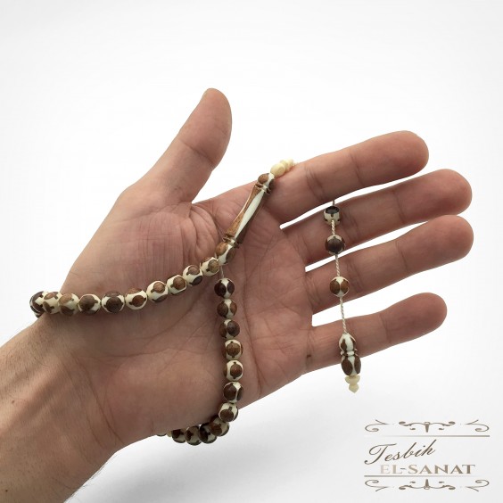 Deve Kemiği ve Kuka Ağacı Küre Kesim Efe Boy Usta İşi Sistemli Püsküllü Tesbih (8 x 8mm) Deve Kemiği ve Kuka Ağacı Küre Kesim Efe Boy Usta İşi Sistemli Püsküllü Tesbih (8 x 8mm)